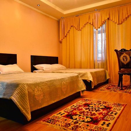 Astoria B&B 奥什 外观 照片
